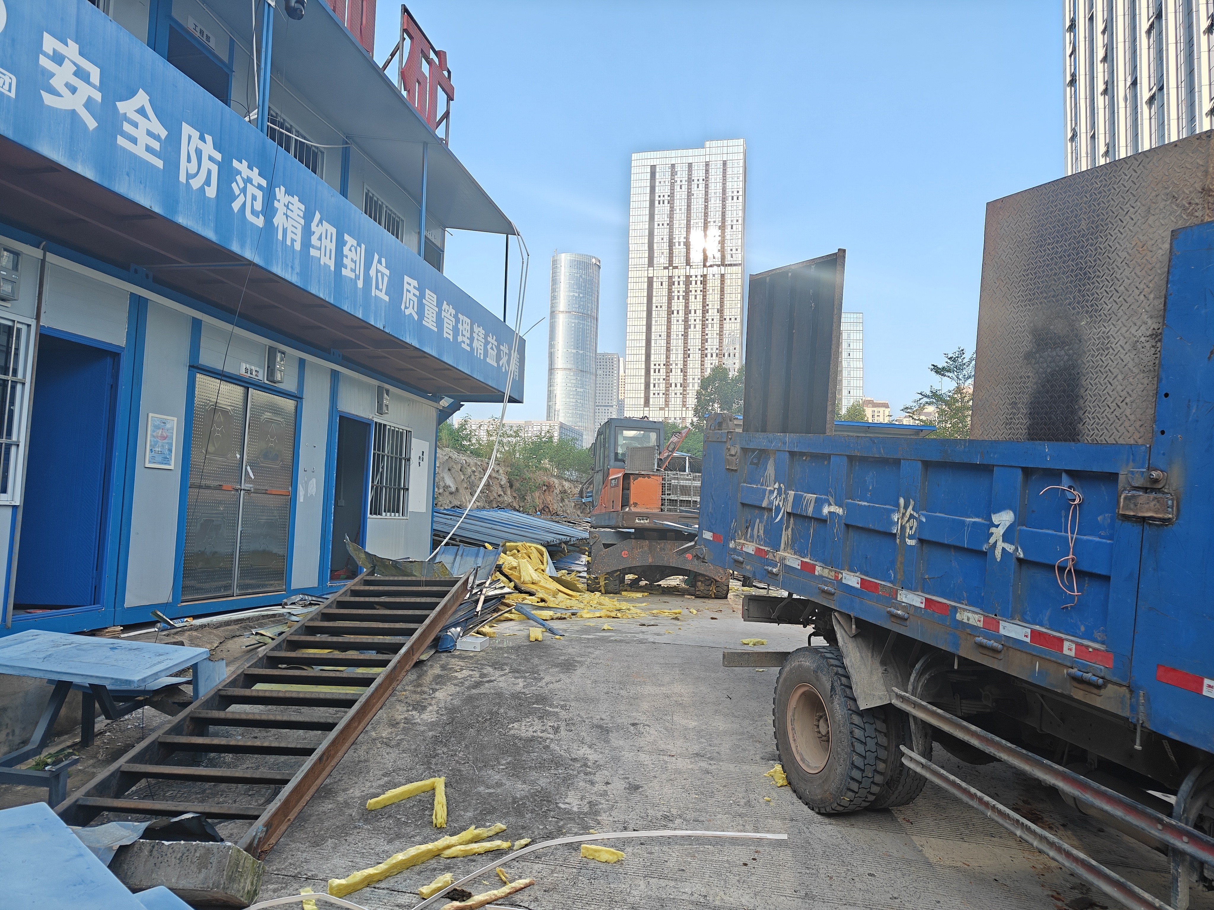 活动板房材料评测_虹翔再生资源回收中心_活动板房用什么材料